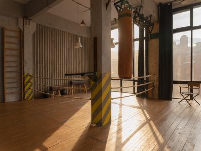 Зал Rocky 4400 руб/ч